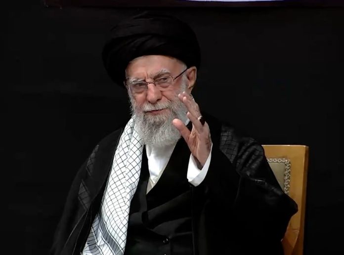 وصية خامنئي